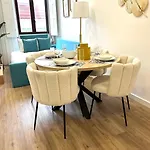 Water Vibesi Views In By Mymoradia Apartman *