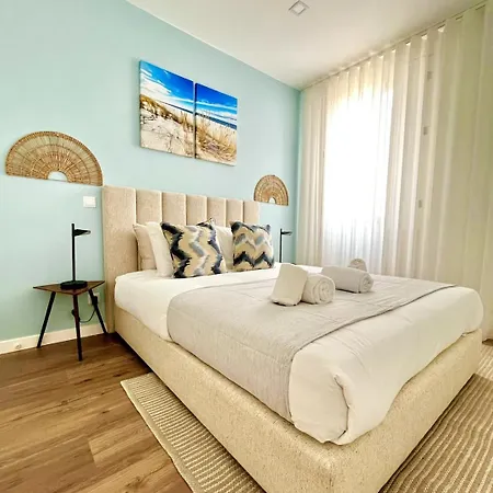 Water Vibesi Views In By Mymoradia Апартаменты *