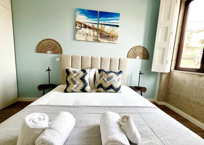 Water Vibesi Views In By Mymoradia * Порту